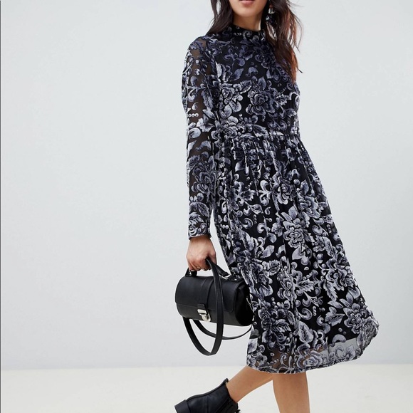 COPY - Velvet burnout midi dress - Picture 2 of 6